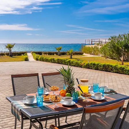 Sandoa - Kapanga & Dilolo Apartment Minia